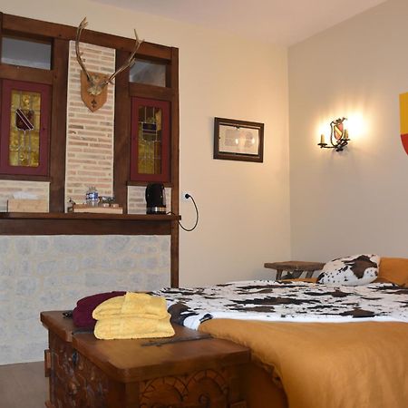 Domaine De La Ferte Clairbois Hotell Sainte-Suzanne  Eksteriør bilde